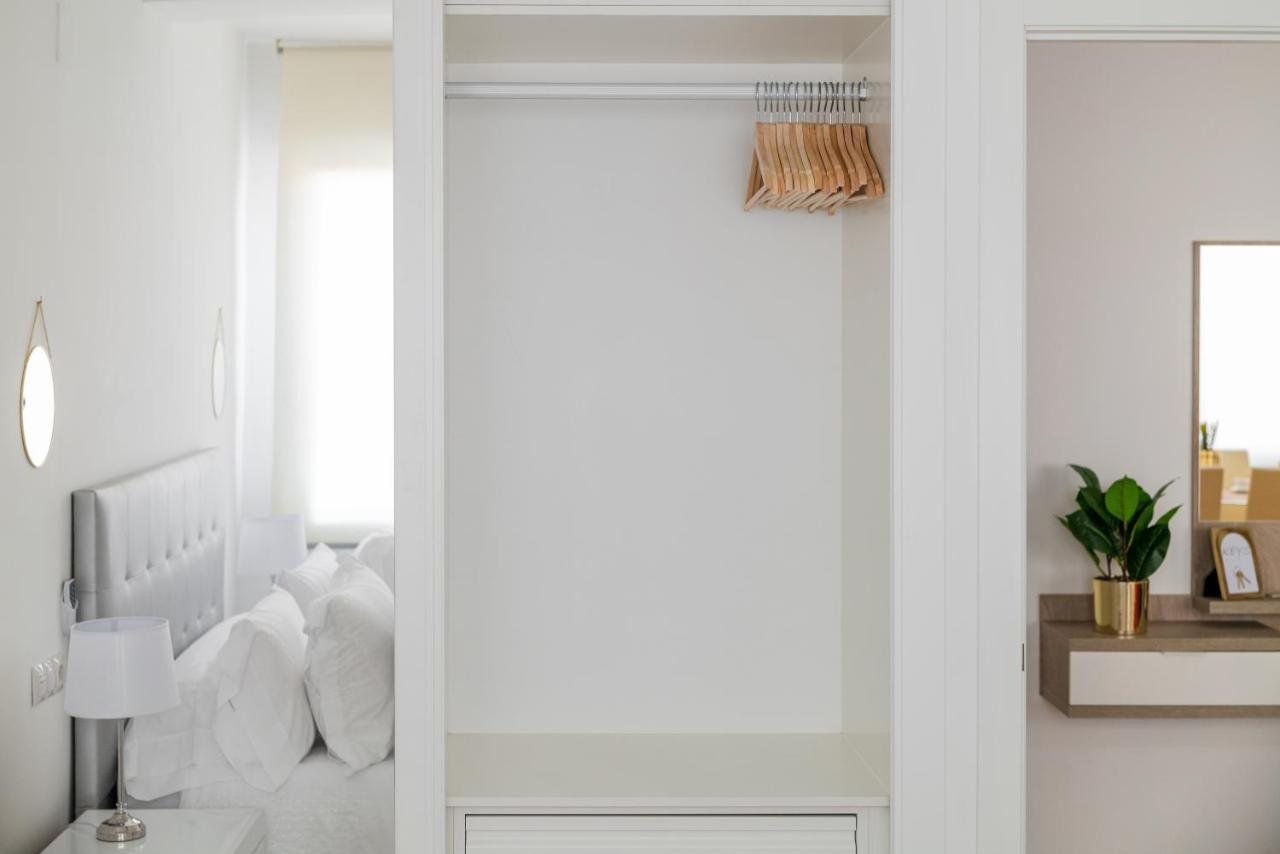 Sweet Dreams Apartment Near Puerta Del Sol Madrid Buitenkant foto